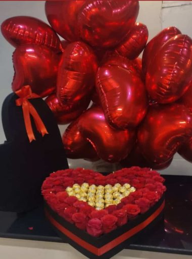 Red Rose Balloons Pakistan - Same Day Flowers