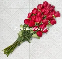 Red Roses Bouquet Karachi - SameDayFlowers.pk