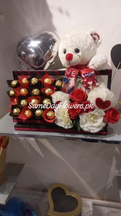 Anniversary Gifts Online Karachi -SameDayFlowers.pk
