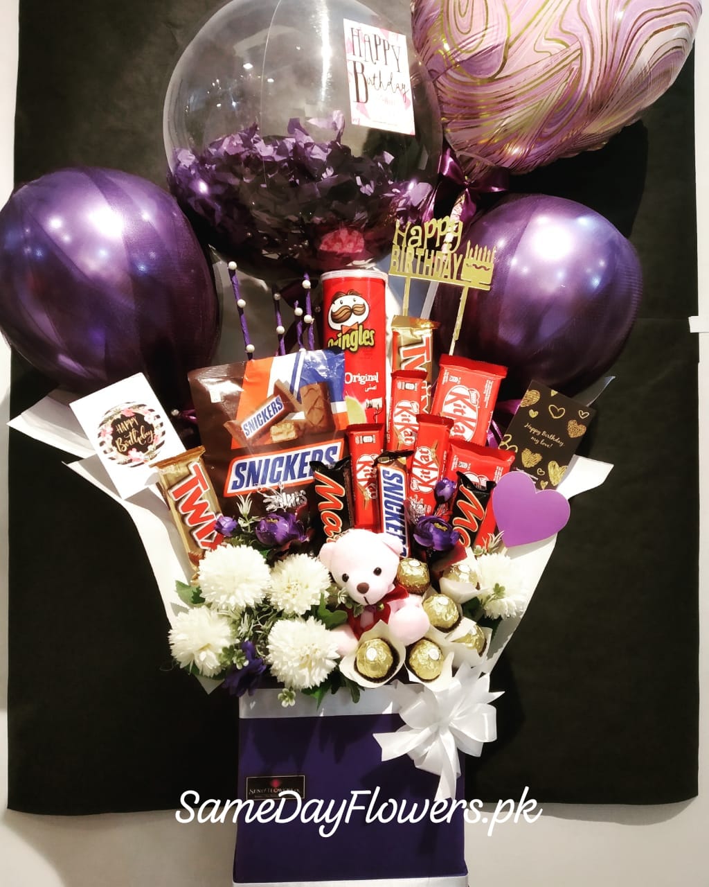 Premium Occasional Box Birthday Flowers Deals Gujrat - SameDayFlowers.pk