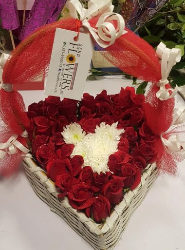 Red Rose Gift Basket Pakistan - Same Day Flowers