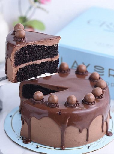 Layers Malteser Cake Islamabad - SameDayFlowers.pk