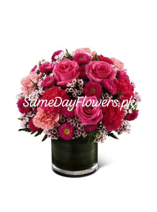 Mom Flowers Delivery Faisalabad - SameDayFlowers.pk