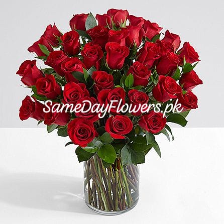 Rose Shop Near Me Karachi - SameDayFlowers.pk