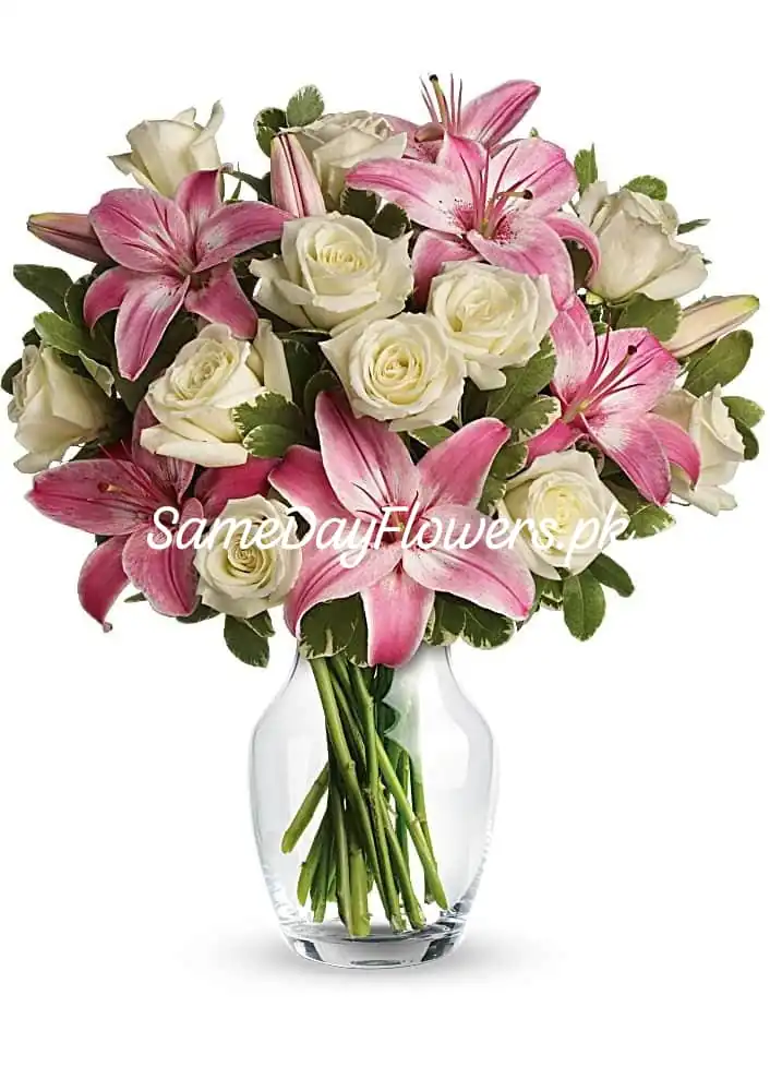 White Symphony Mother's Day Flower Shop Karachi - SameDayFlowers.pk