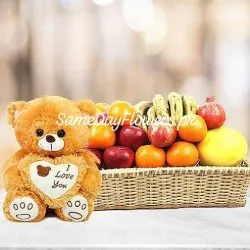 Fruit Basket Gifts Delivery Pakistan - SameDayFlowers.pk