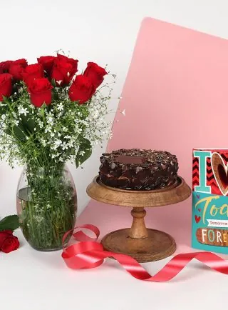 Flowers and Cakes Faisalabad - SameDayFlowers.pk