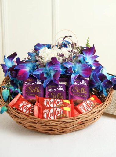 Flowers and Chocolates Multan - Same Day Flowers