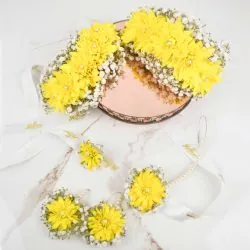 Floral Jewellery Pakistan - Same Day Flowers