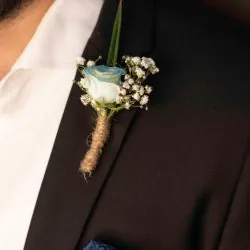 Groom Pocket Flowers Lahore - Same Day Flowers