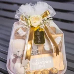 Gift Box for Her Pakistan - SameDayFlowers.pk
