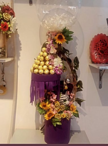 Chocolate Gifts for Her Lahore - Same Day Flowers