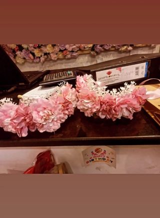 Gajray Flowers Lahore - Same Day Flowers