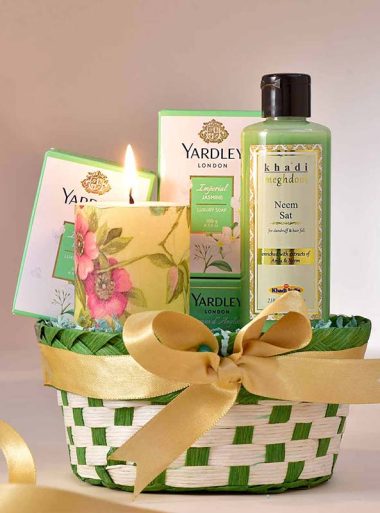 Online Gifts to Pakistan - Same Day Flowers