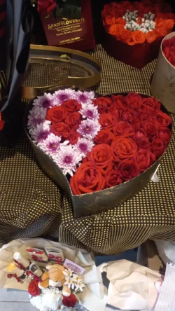 Flowers for Valentine Islamabad - SameDayFlowers.pk