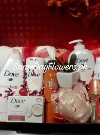 Mother's Day Gifts Faisalabad - SameDayFlowers.pk