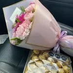 Birthday Flowers & Chocolates Karachi - SameDayFlowers.pk
