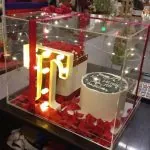 Valentine Cake and Flowers Lahore - SameDayFlowers.pk