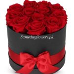 Elegant romantic rose box gift