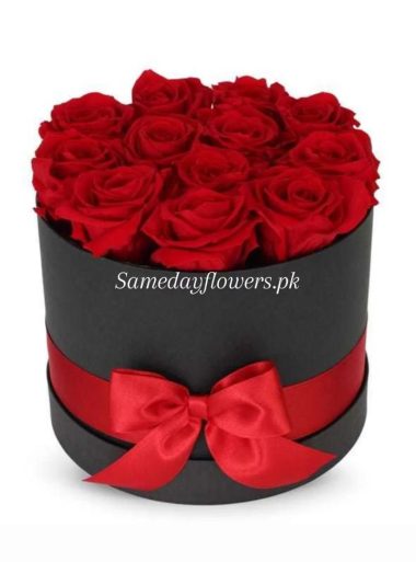 Elegant romantic rose box gift
