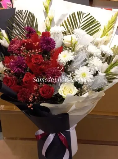 Beautiful Love Birds Bouquet for a romantic gift