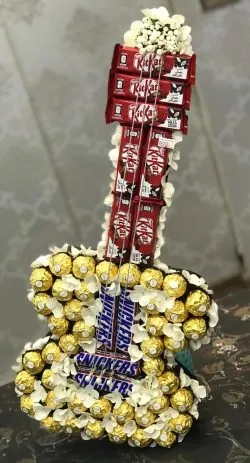 Online Chocolates Delivery Lahore - SameDayFlowers.pk