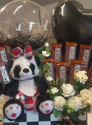 Buy Now Hershey's Lover Box - Same Day Flowers