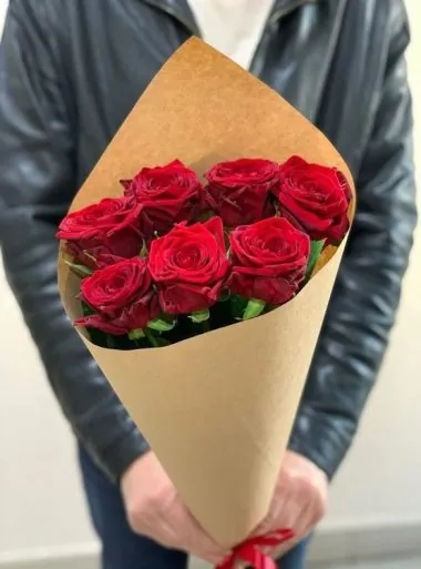 Order Now Valentine Day Bouquet - Same Day Flowers