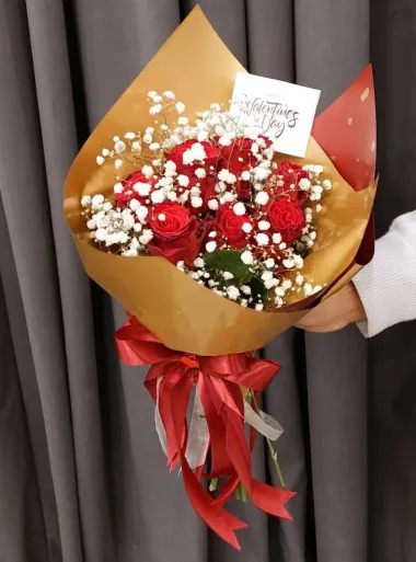 Valentine's Day Flowers Lahore - SameDayFlowers.pk