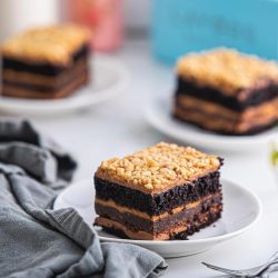 Burning Brownies Lahore - SameDayFlowers.pk