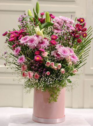 Newborn Flowers Delivery - SameDayFlowers.pk