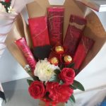Valentine's Flower Chocolate Gift Lahore - SameDayFlowers.pk