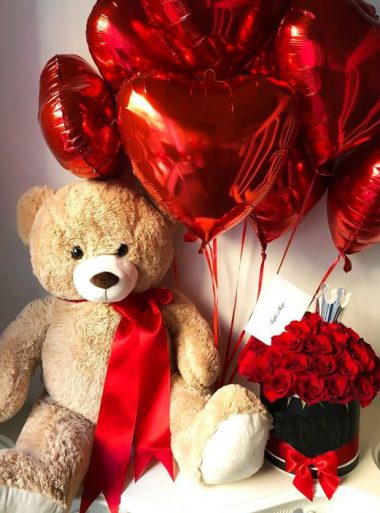 Valentine Flower Deals Gujranwala - SameDayFlowers.pk