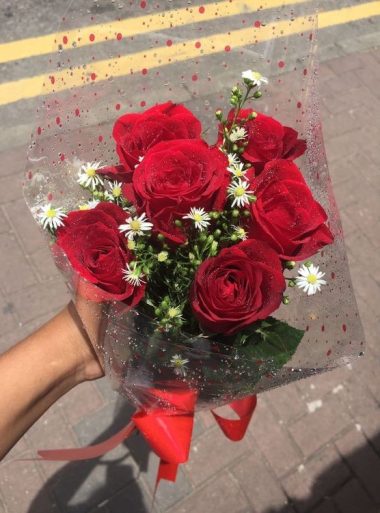 Fresh Flowers Delivery Islamabad - SameDayFlowers.pk