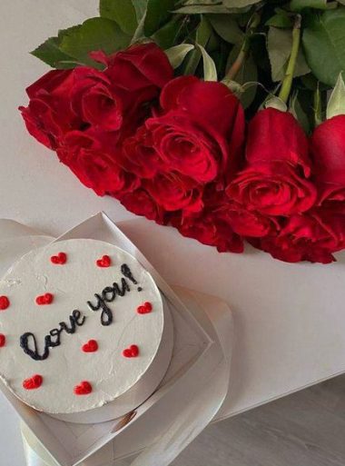 Valentine Flowers and Cake - Same Day Flowers