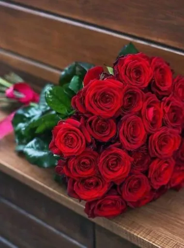 New Red Roses Gift - Same Day Flowers