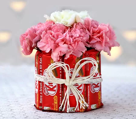 Kit Kat Flower Arrangement Pakistan - Same Day Flowers