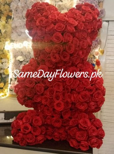 Valentine's Day Flowers Islamabad - SameDayFlowers.pk