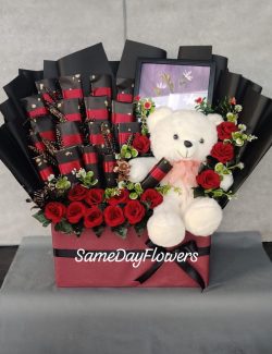 Valentine's Day Chocolate Box Lahore - SameDayFlowers.pk