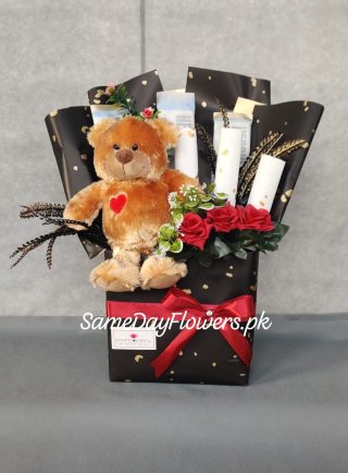 Valentine's Day Gift Ideas Lahore - SameDayFlowers.pk