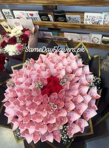Eidi Flowers Bouquet Lahore - SameDayFlowers.pk