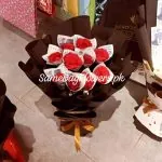 Eidi Gift for Wife Lahore - SameDayFlowers.pk