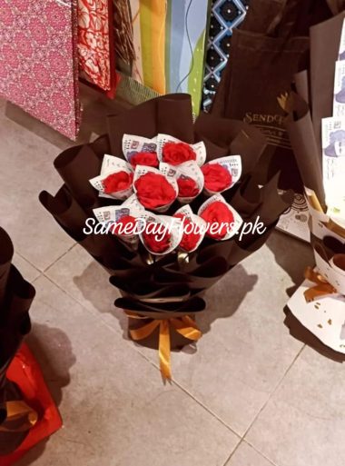 Eidi Gift for Wife Lahore - SameDayFlowers.pk