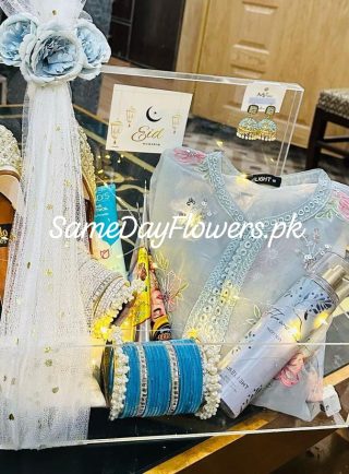 Best Eid Gifts for Wife Lahore - SameDayFlowers.pk