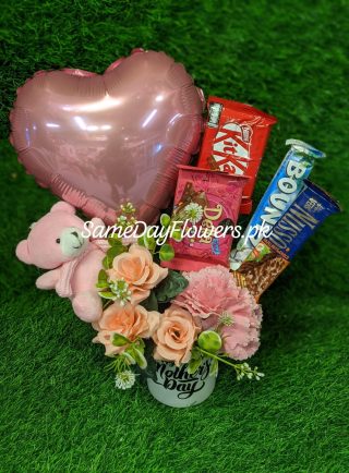 Mother's Day Flower Mug Lahore - SameDayFlowers.pk