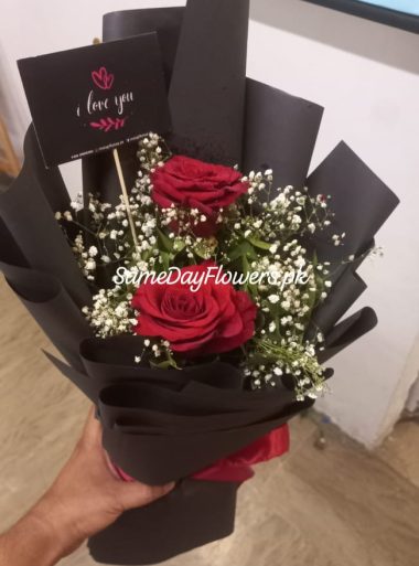 Valentine Flowers Bouquet Pakistan - SameDayFlowers.pk