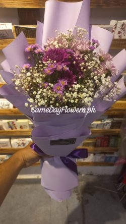 Flowers Bouquet for Mother's Day Pakistan - SameDayFlowers.pk