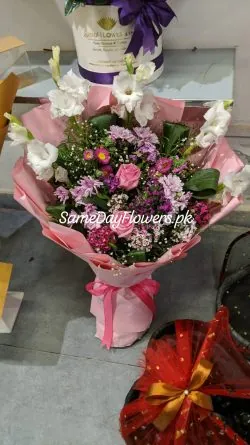 Mother's Day Flowers Bouquet Islamabad - SameDayFlowers.pk