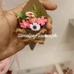 Pocket Size Bouquet Lahore - SameDayFlowers.pk