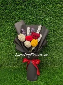 Crochet Anniversary Bouquet Lahore - SameDayFlowers.pk